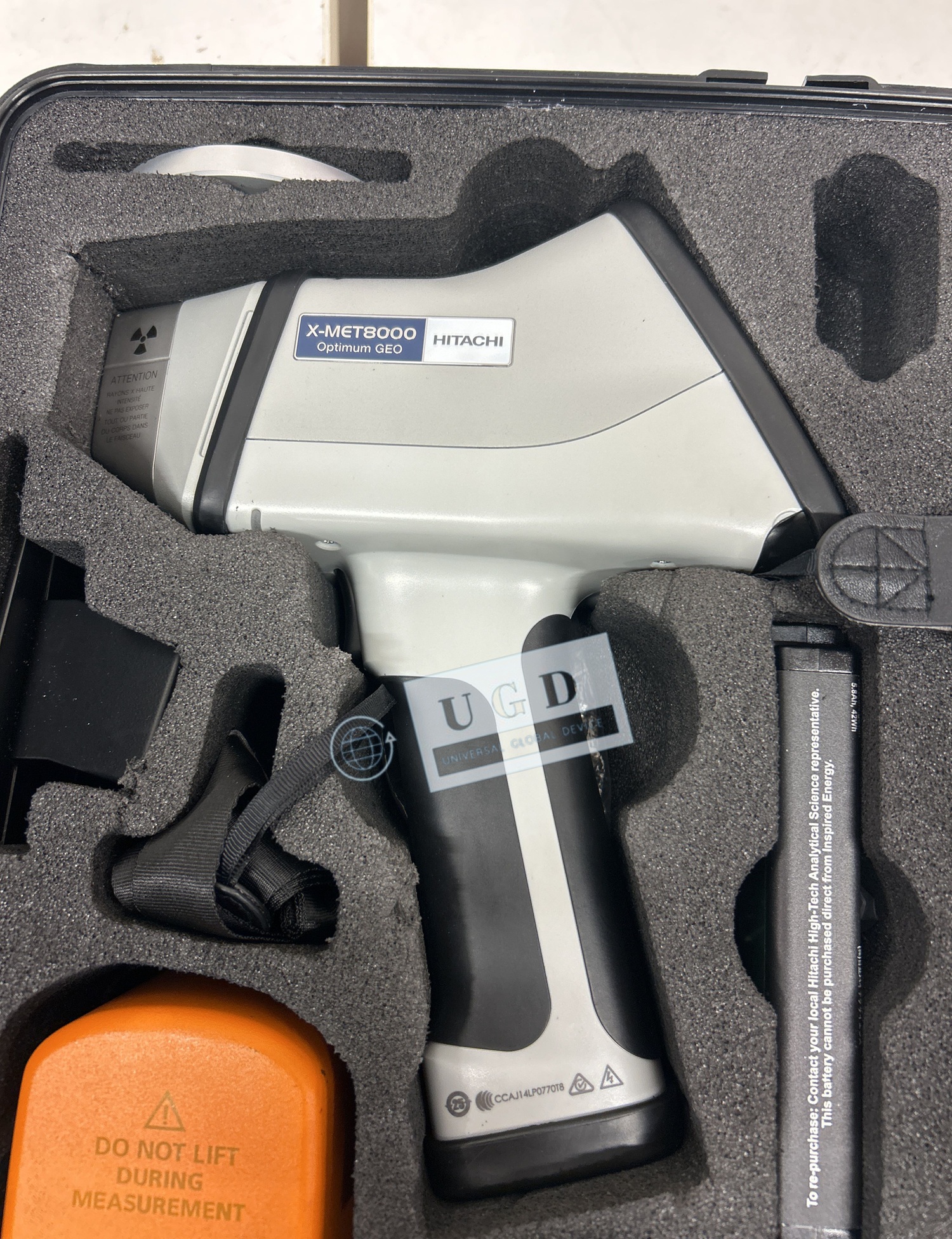 Hitachi X-MET8000 Optimum Geo Handheld XRF Analyzer